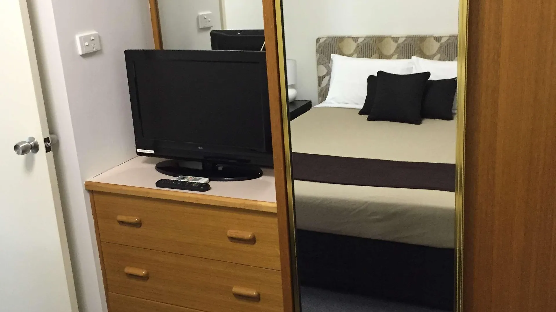 Best Western Cattle City Motor Inn Rockhampton 3*,